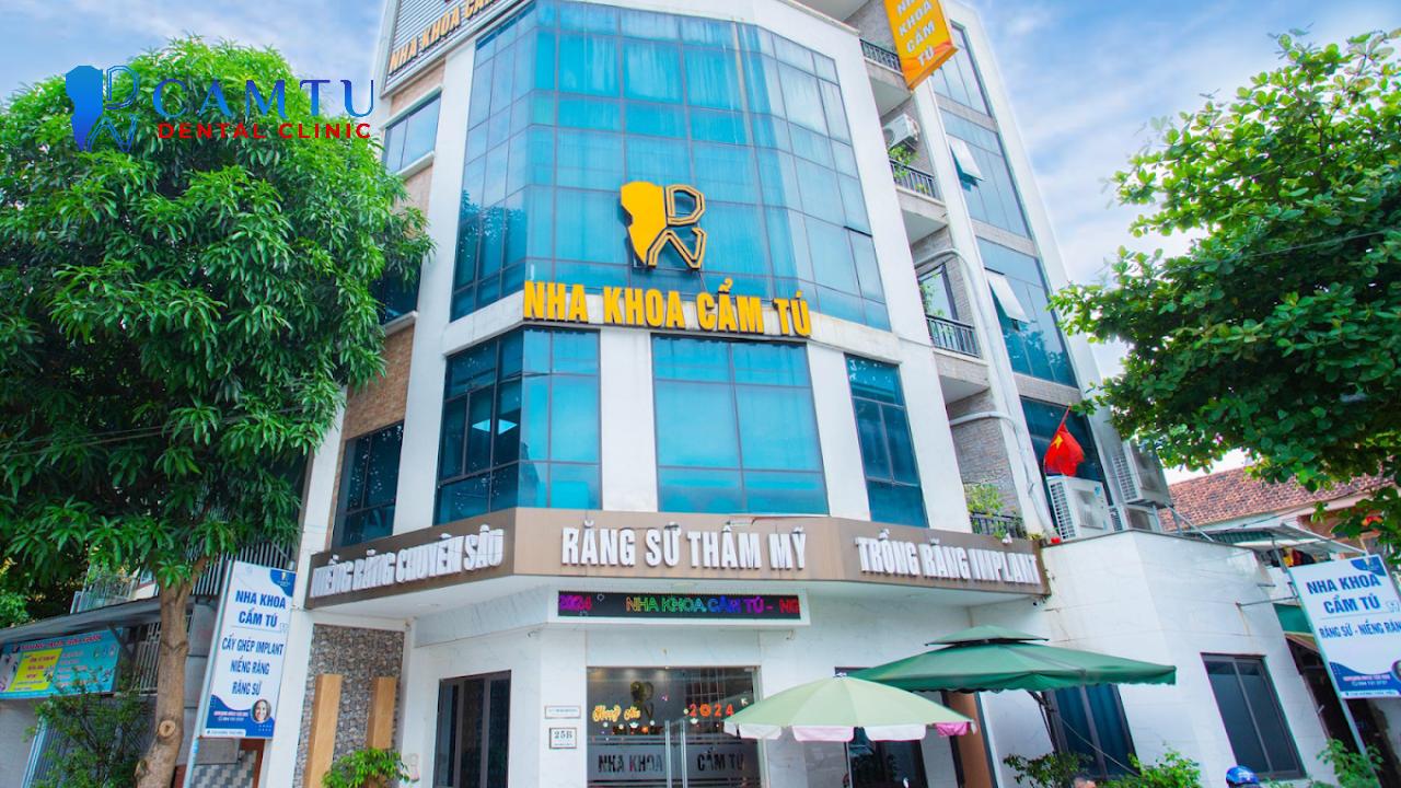 Nha khoa Cẩm Tú là đơn vị nha khoa uy tín.