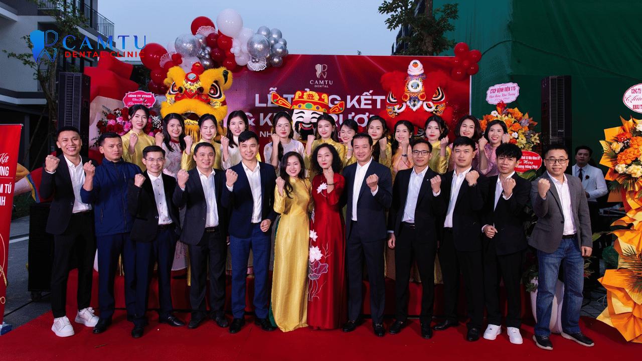 Nha khoa Cẩm Tú khai trương cơ sở 2 tại Nghệ An.