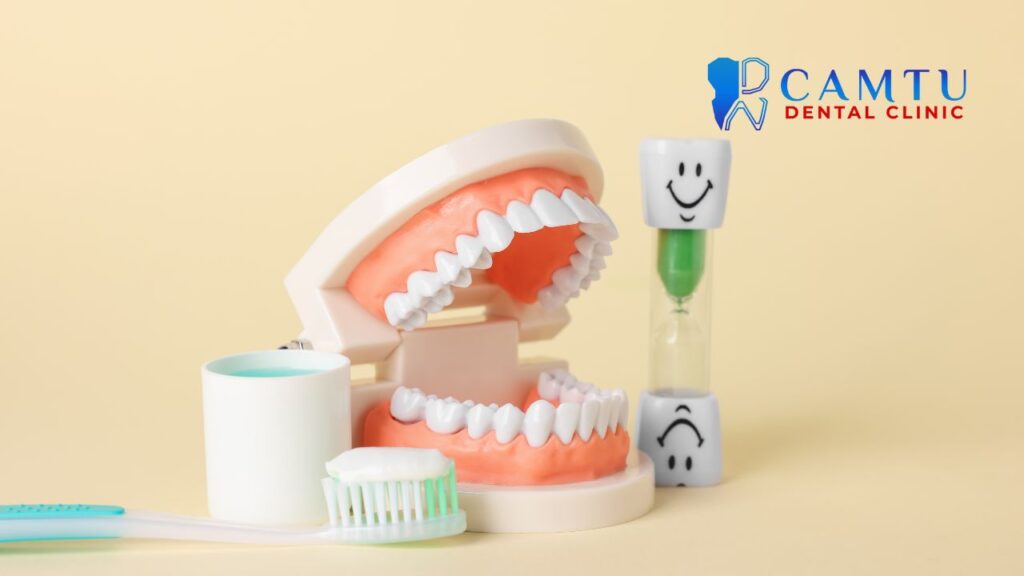 vệ sinh răng miệng sau khi nhổ răng khôn