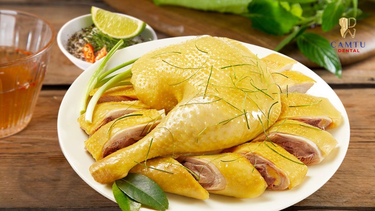 Sau khi cấy vẫn ăn được thịt gà