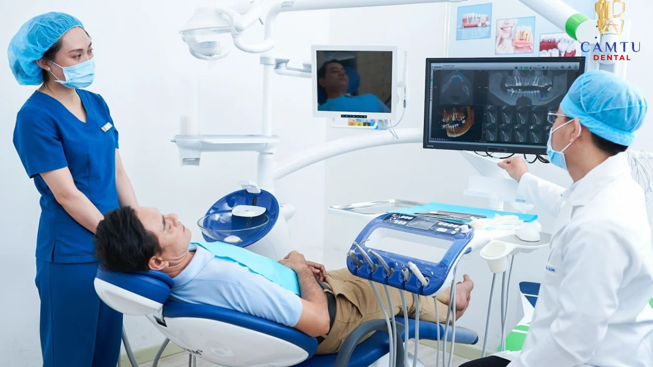 Kiểm tra mắc cài, khớp cắn đảm bảo răng dịch chuyển đúng hướng